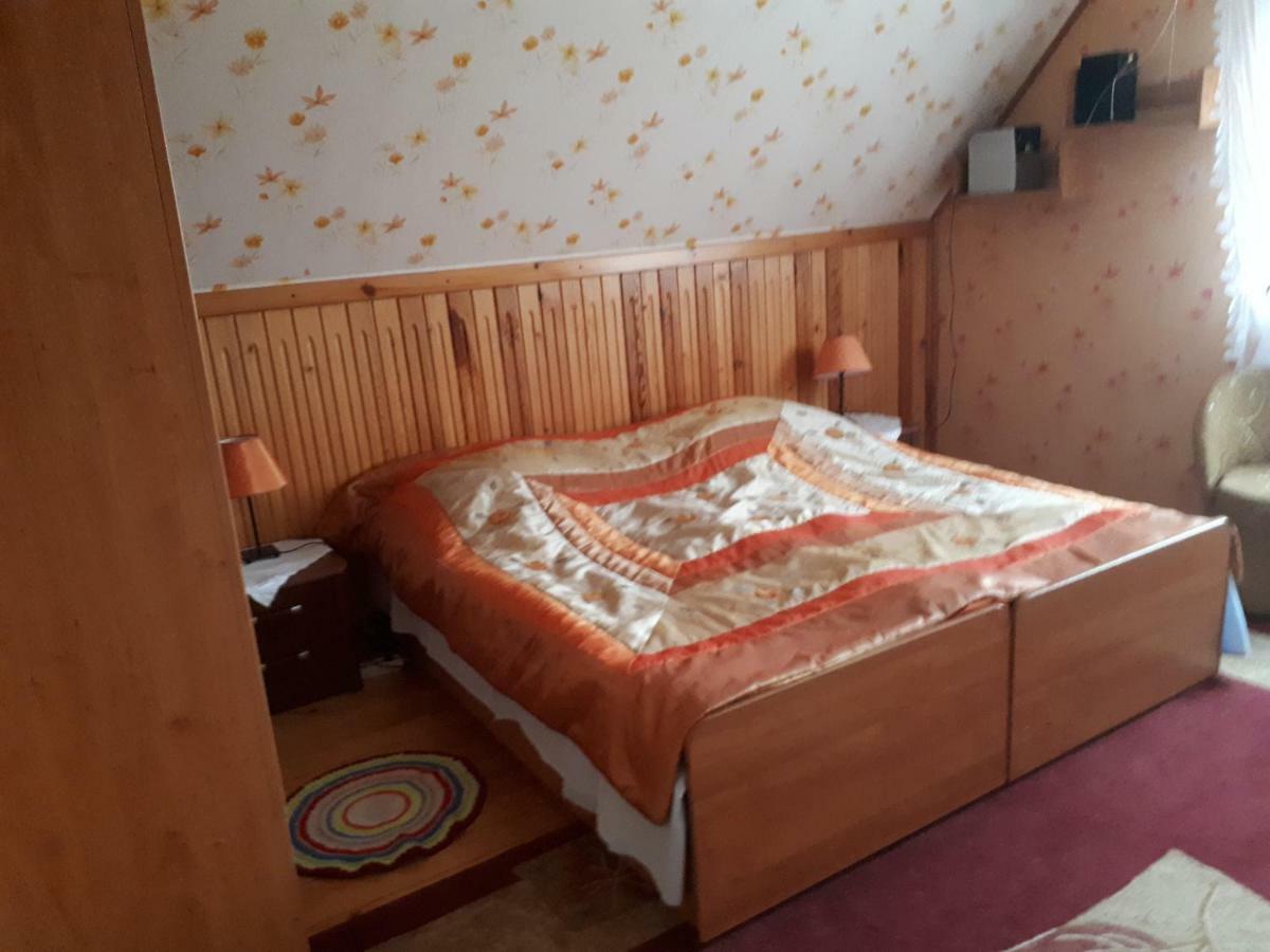 Apartamento Olsik Białowieża Exterior foto